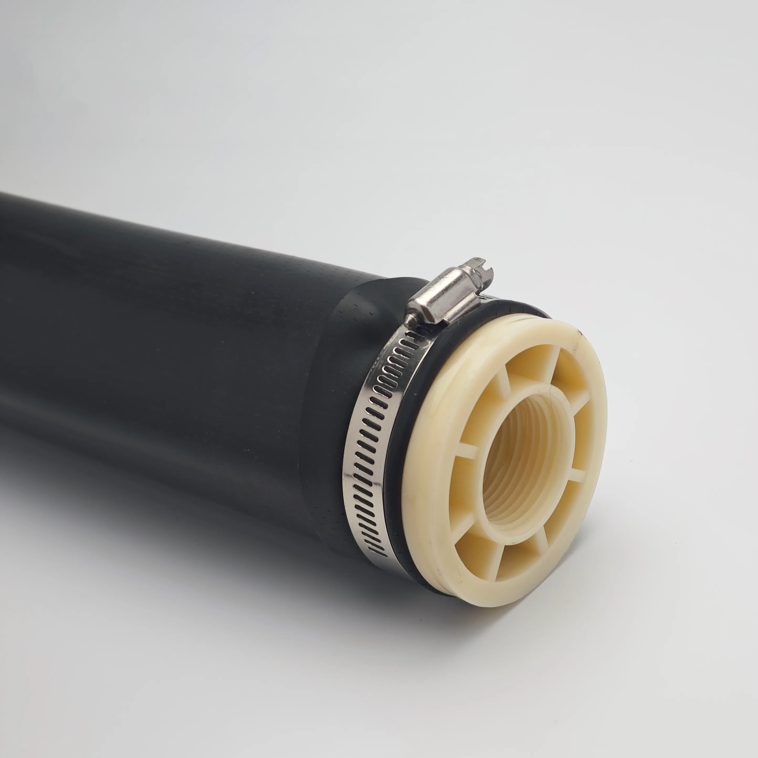 EPDM tube diffuser end fitting and clamp